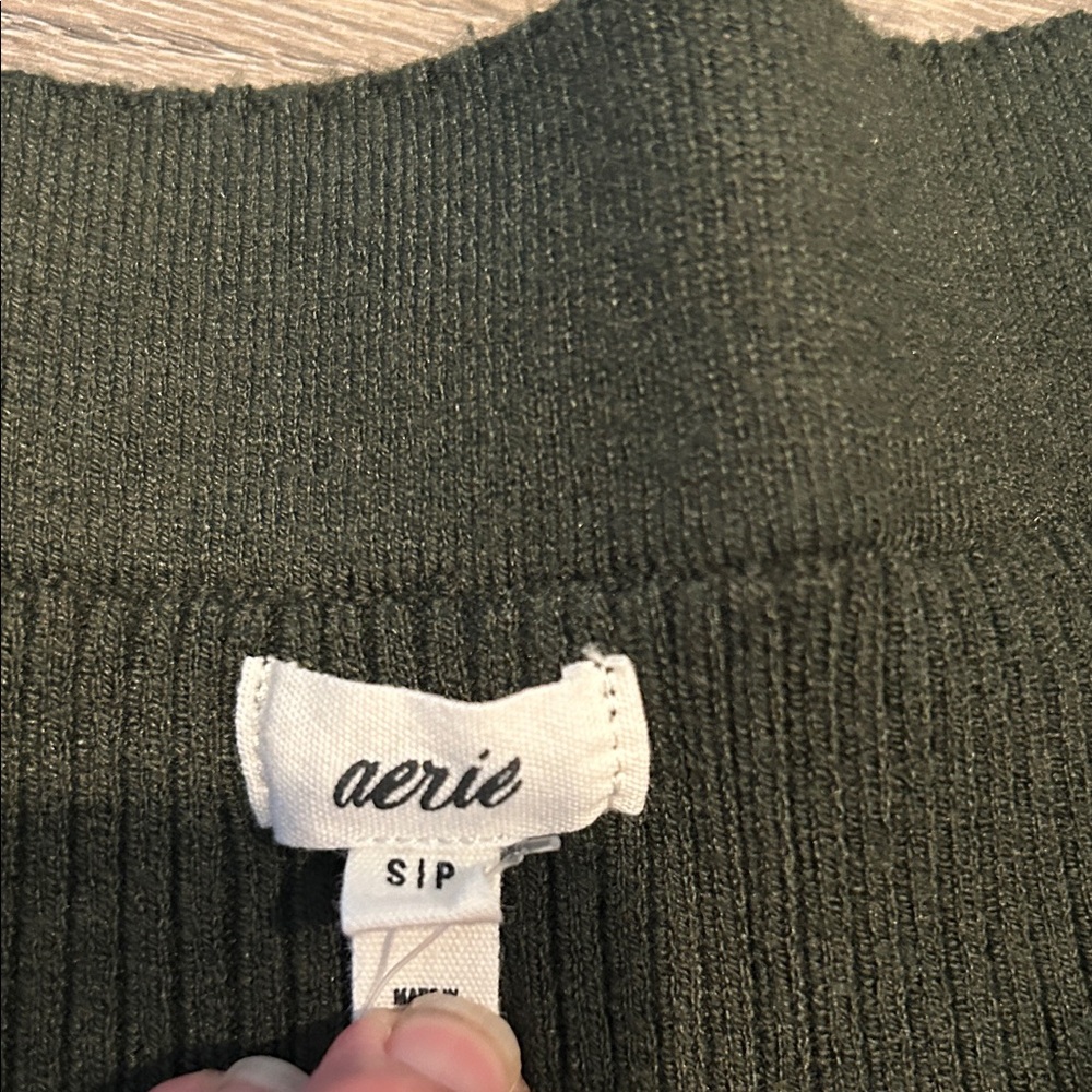 NWOT Aerie Olive Green  Ribbed Mini Skirt Women’s Size‎ Small Petite - Picture 3 of 7